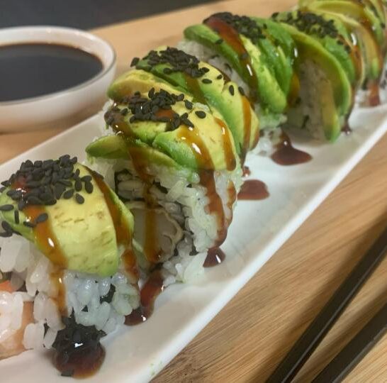 Delicious Dragon Roll Sushi Recipe Feedmebetter 