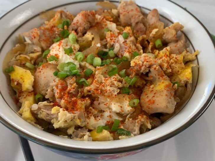 Oyakodon (Japanese Chicken and Egg Bowl) Recipe
